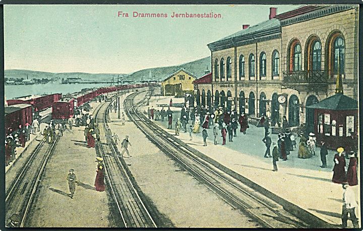Drammen jernbanestation. N. K. no. 863. Kvalitet 9