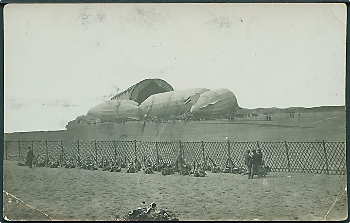 Zeppelin. LZ 8 “Deutschland” forulykket ved Düsseldorf d. 16.5.1911. H. E. Becker u/no. 2 hjørneknæk. Kvalitet 6