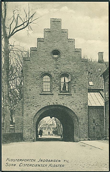 Klosterporten. Indgangen til Sorø cistercienser kloster. Niels P. Larsens Forlag, serie II no, 1.