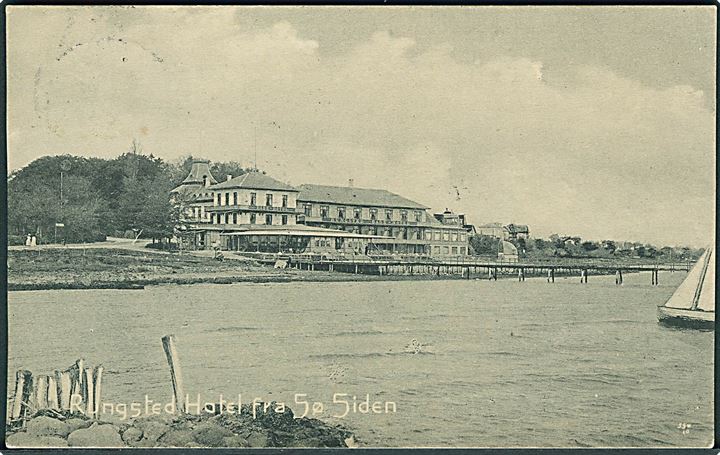 Rungsted Hotel set fra Sø siden. V. Tillings Forlag no. 55.