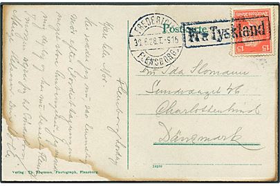 15 pfg. Kant på brevkort fra Flensburg annulleret med rammestempel Fra Tyskland og sidestemplet Fredericia - Flensborg sn1 T.915 d. 30.6.1928 til Charlottenlund, Danmark. Fugtskadet.