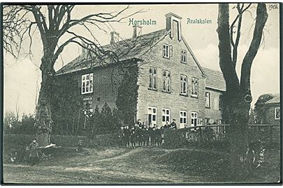 Realskolen i Hørsholm.Peter Alstrups no. 7301. (5 små mærker efter opklæbning). 