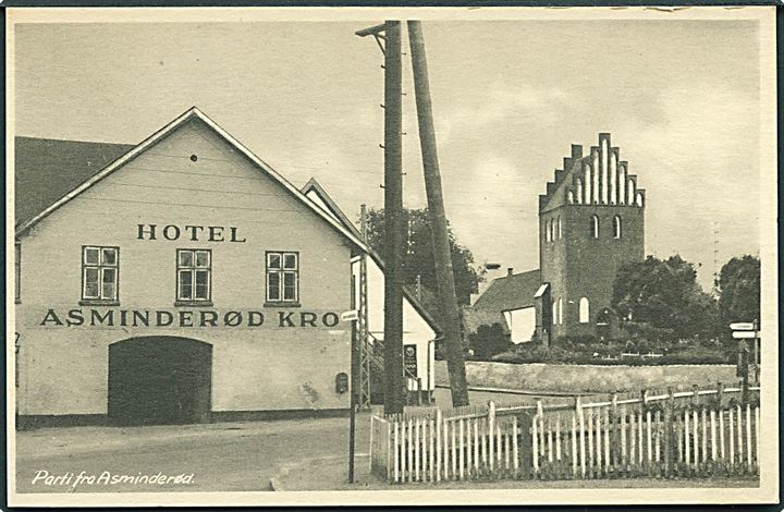 Parti fra Asminderød med Kirken og Hotel/Kro. Stenders no. 88223.