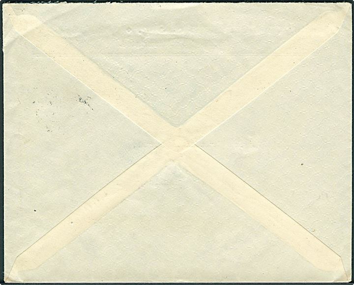 15 øre Chr. X på firmakuvert fra Trangisvaag sendt som skibsbrev og annulleret med skotsk stempel i Edinburgh d. 25.4.1921 og sidestemplet Paquebot til Landskrona, Sverige. Nydeligt brev. 