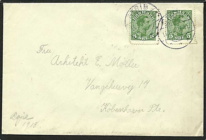 5 øre grøn Chr. X (2) på brev fra spejderlejren i Røjle stemplet Strib d. 11.7.1918 til København.