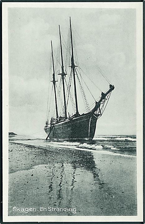 10 Oktober 1932 strandede den 3 masters Skonnert Wega (Estland), ved Skagen. Stenders no. 69508. 