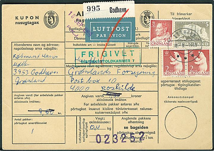 50 øre Fr. IX, 2 kr. Isbjørn i parstykke og 5 kr. Ishavsskib på adressekort for luftpostpakke fra Godthåb d. 10.9.1969 til Roskilde.