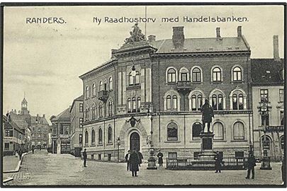Ny Raadhustorv med handelsbanken i Randers. Stenders no. 10081.