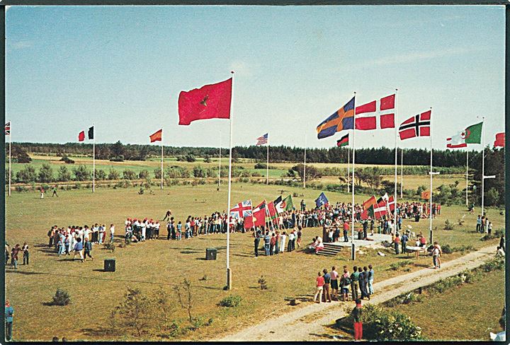 Den internationale Ungdomslejr 1983. Skolesamvirket Tvind, 6990 Ulfborg. U/no. 