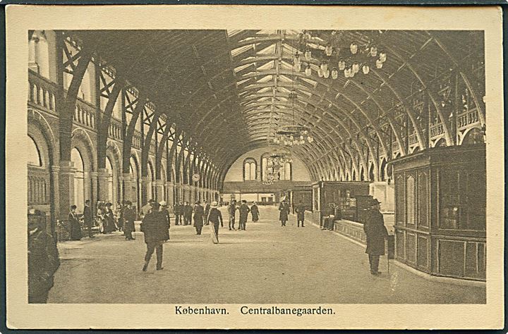 Centralbanegaarden i København. Dansk Fotografisk Kunstforlag no. 47.