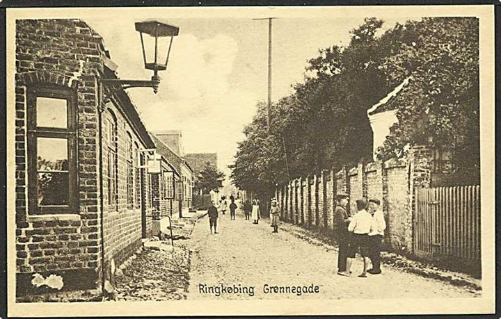 Parti fra Grønnegade i Ringkøbing. Stenders no. 8363.
