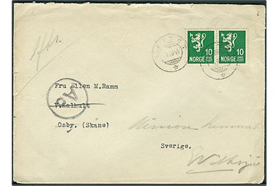 10 øre Løve i partsykke på brev fra Leitet d. 7.12.1944 til Osby, Sverige - eftersendt til Vittsjö. Passér stemplet Ao ved den tyske censur i Oslo.