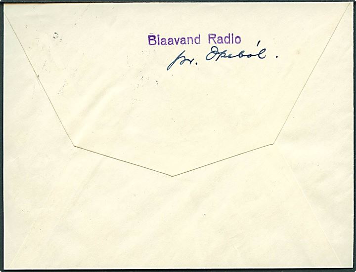 20 øre Chr. X på brev annulleret med udslebet stjernestempel BLAAVAND og sidestemplæet Oksbøl d. 17.9.1945 til Næstved. På bagsiden stempel: Blaavand Radio.