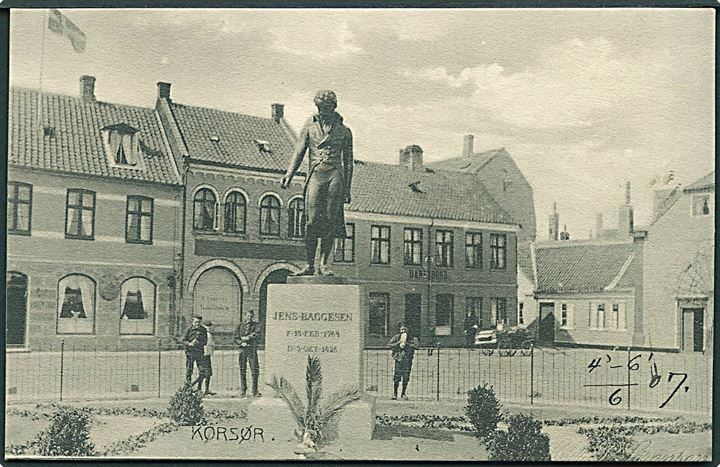 Jens Baggesens statue i Korsør. N. Zachariassens Boghandel no. 5708. (4 mærker efter opklæbning). 