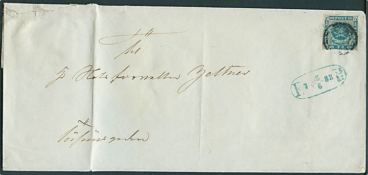 2 sk. 1855 udg. på aflangt fodpostbrev i København annulleret med svagt nr.stempel og sidestemplet F:P: d. 5.6.1858 til Tøjhuusgaarden. Fold.