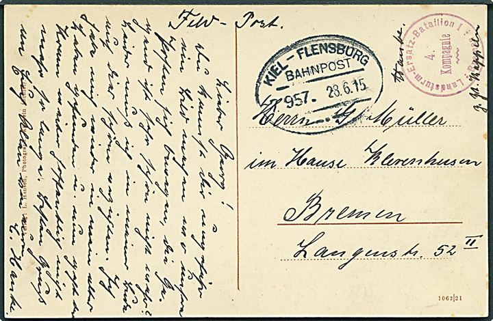 Ufrankeret feltpostkort (Strand bei Schleimünde) med briefstempel Landsturm-Ersatz-Bataillon I Bremen / 4. Kompagnie i Kappeln med bureaustempel Kiel - Flensburg Bahnpost Zug 957 d. 28.6.1915 til Bremen.