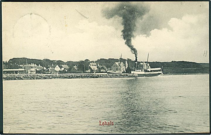 1 øre Bølgelinie og 4 øre helsagsaflkip som frankering på brevkort (Færgen i Lohals) fra Lohals d. 22.7.1907 til København.