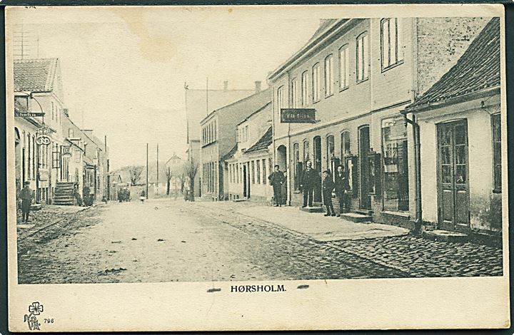 Hørsholm, gadeparti fra. P. Alstrup no. 796. Kvalitet 7