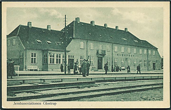 Glostrup Jernbanestation. O. Thim no. 13303. Kvalitet 8