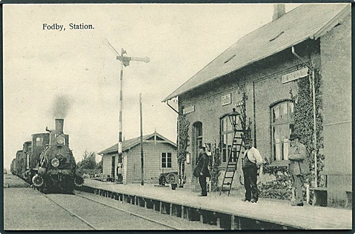 Fodby station med damplokomotiv. E. Arnholtz u/no. Kvalitet 10