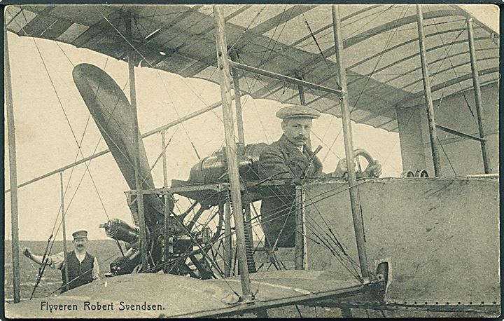 Pionerflyveren Robert Svendsen i sin flyvemaskine. Johs. Brorsen u/no. Kvalitet 7