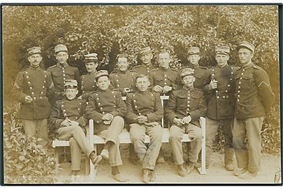 Soldater gruppe fra 1. Bataillon. Fotokort u/no.