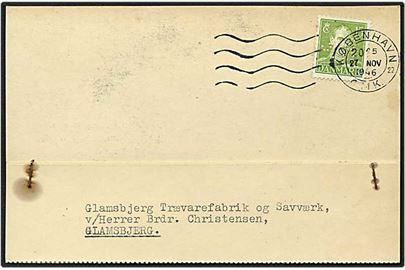 15 øre grøn Chr. X på brevkort fra København d. 27.11.1946 til Glamsbjerg. Mærket med perfin A.55 - A/S Arbolit.