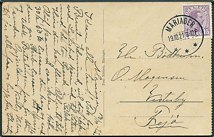 15 øre Chr. X på brevkort (Hotel Postgaarden i Mariager) annulleret med brotype IIIb Mariager d. 19.10.1921 til Vesterby, Fejø.