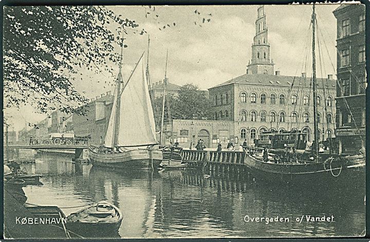 Overgaden over vandet i København. Sporvogn ses til højre. Alex Vincents no. 257.