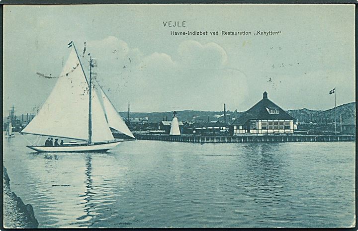 Havne Indløbet ved Restaurant Kahytten i Vejle. C. Neumanns Boghandel no. 68749.