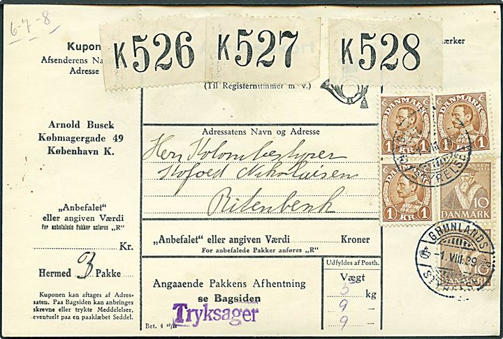 10 øre Tavsen (2) og 1 kr. Chr. X (3) på 320 øre frankeret adressekort for 3 pakker fra firma Arnold Busck i København med tryksager annulleret Grønlands Styrelse d. 1.8.1929 til Ritenbenk, Grønland. (OBS! Fejlindstillet stempel). Befordret med M/S “Disko” på 3. rejse 1939. 
