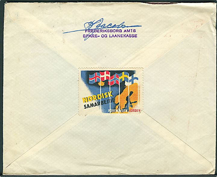 20 øre DSB i par på fortrykt kuvert med Dannebrog fra Hillerød d. 7.8.1948 til spejder ved  11. Verdens Spejder Jamboree: Jamboree-Trop Nr. 7, 10-Dauphiné, Jamboree, Seine et Oise, Frankrig.