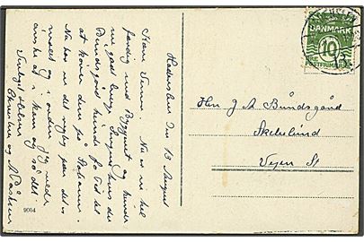 10 øre Bølgelinie på brevkort annulleret med sjældent brotype Vb stempel Haderslev B. d. 13.8.1928 til Vejen.