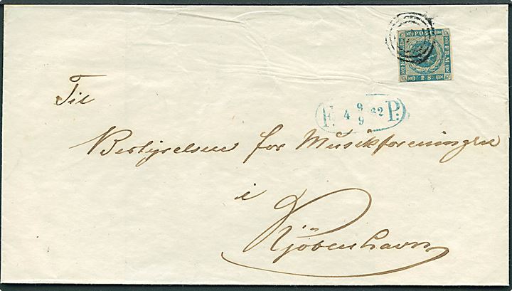 2 sk. 1855 udg. single på fodpostbrev i Kjøbenhavn annulleret med nr.stempel 1 og sidestemplet med blåt fodpoststempel F:P: d. 9.9.1862. 