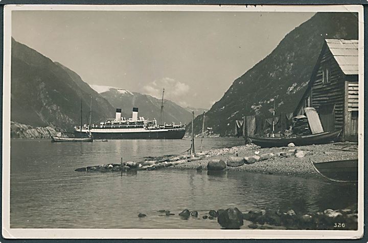 Hardangerfjord med tysk turistskib. CM&S. Frankeret med 6 pfg. Hindenburg stemplet Deutsche Schiffspost MS Monte Olivia d. 28.6.1935 til Leipzig, Tyskland.