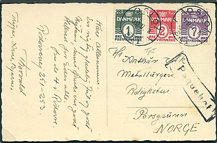 1 øre, 2 øre og 7 øre Bølgelinie på brevkort fra Rødovre annulleret med norsk stempel i Oslo d. 19.12.1937 og sidestemplet Paquebot til Porsgrunn, Norge.