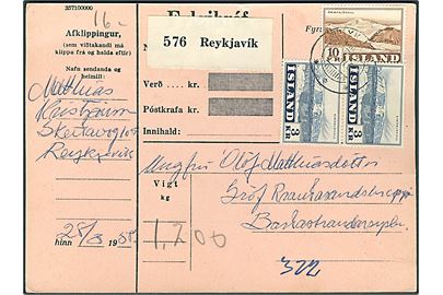 3 kr. (2) og 10 kr. Luftpost på indenrigs adressekort for pakke fra Reykjavik d. 28.8.1958