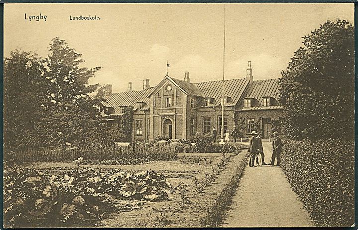 Landboskole i Lyngby. C. G. Petersens Boghandel u/no. 