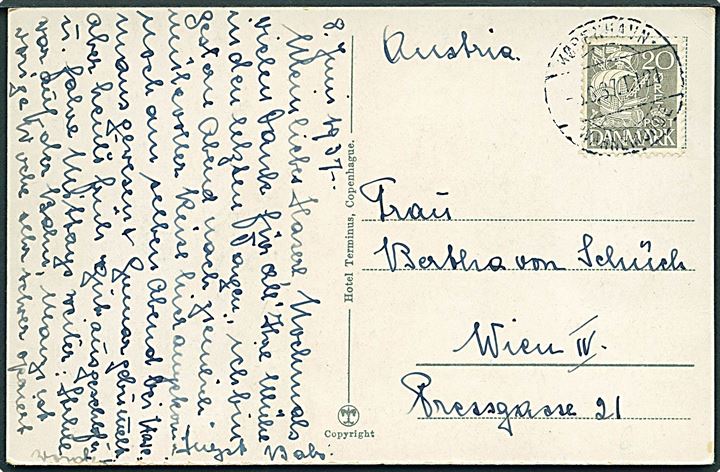 20 øre Karavel på brevkort fra København annulleret med bureaustempel København - Warnemünde T.121 d. 8.6.1937 til Wien, Østrig.