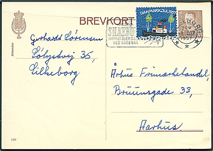 20 øre Fr. IX helsagsbrevkort (fabr. 190) med Julemærke 1957 fra Silkeborg d. 17.12.1957 til Aarhus. Vandret fold.