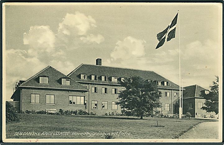 Den danske andelsskole. Hovedbygningen set forfra, Middelfart. F. D. B., serie 437. 