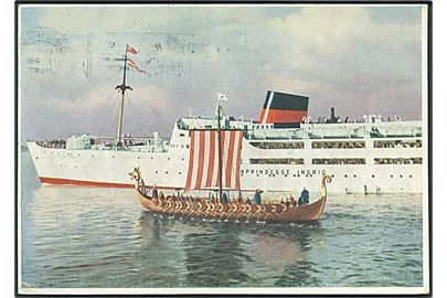 M/S Kronprinsesse Ingrid passerer Vikingeskibet Hugin paa sin rejse fra Esbjerg til Harwich. Broholm Poulsen u/no. 