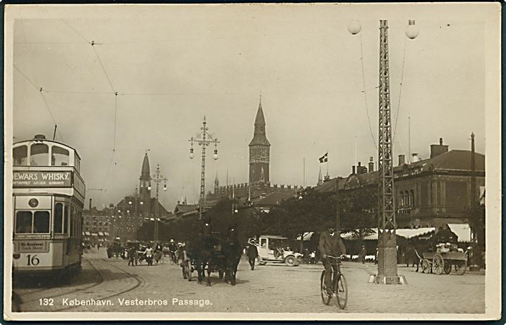 Vesterbros Passage med Sporvogn no. 16, København. Fotokort no. 132. 