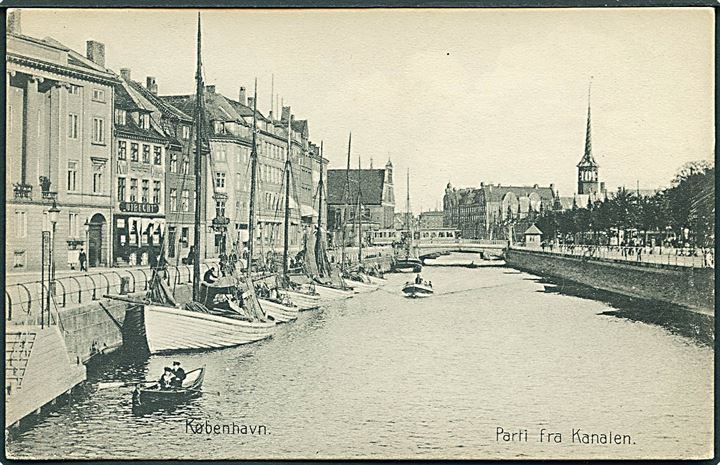 Parti fra Kanalen, København. Sporvogn ses i baggrunden. Stenders no. 10682. 
