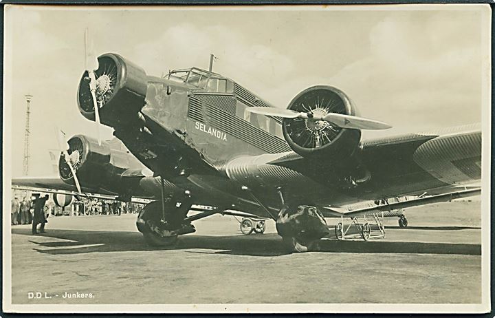 DDL. Junkers Ju52 OY-DAL “Selandia”. Forulykket ved Wien i 1942. A. Vincent u/no. Kvalitet 7