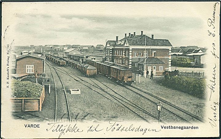 Varde, Vestbanegaarden med tog. N. F. Kastoft no. 741. Kvalitet 7