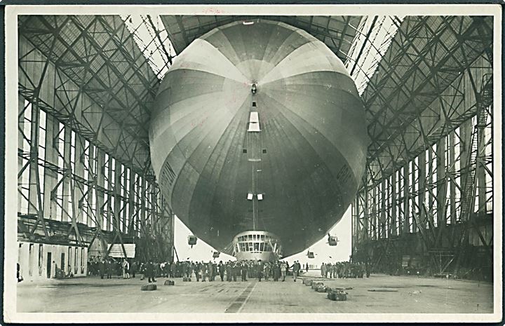 Luftskib Graf Zeppelin. Gebr. Metz no. 2152K37.