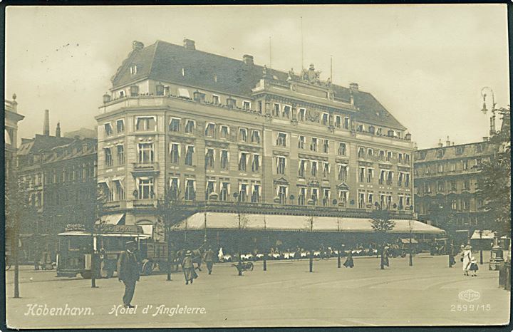 Sporvogn foran Hotel d'Angleterre i København. Ed. f. Ph. no. 2599/15. Fotokort. 