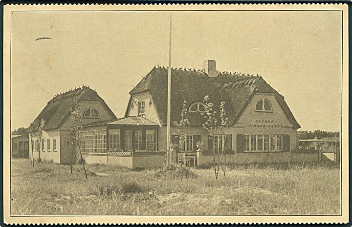10 øre Bølgelinie på brevkort (Dansk Funktionær Forbunds Feriehjem) stemplet Taastrup d. 27.7.1938 og sidestemplet med posthornstempel Solrød Strand (Taastrup) til Silkeborg. 