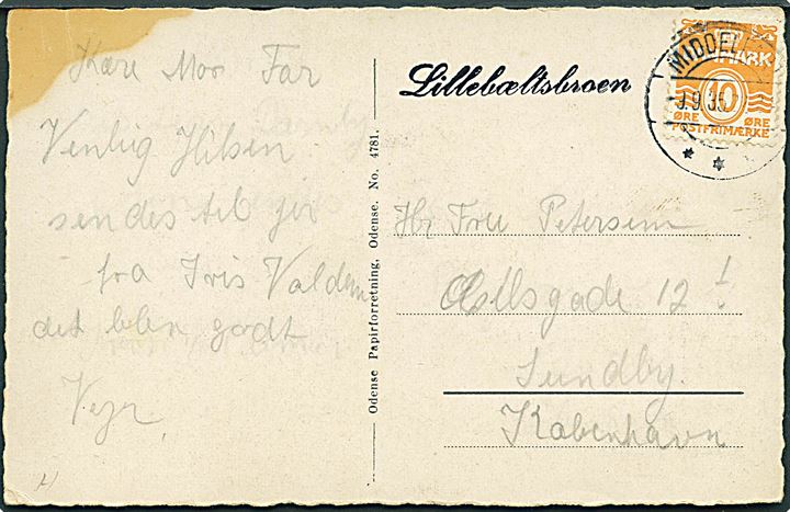10 øre Bølgelinie på brevkort (Trafik på Lillebæltsbroen) stemplet Middelfart d. 3.9.1935 og sidestemplet Lillebæltsbroen til Sundby pr. København. Skjold i venstre hjørne.